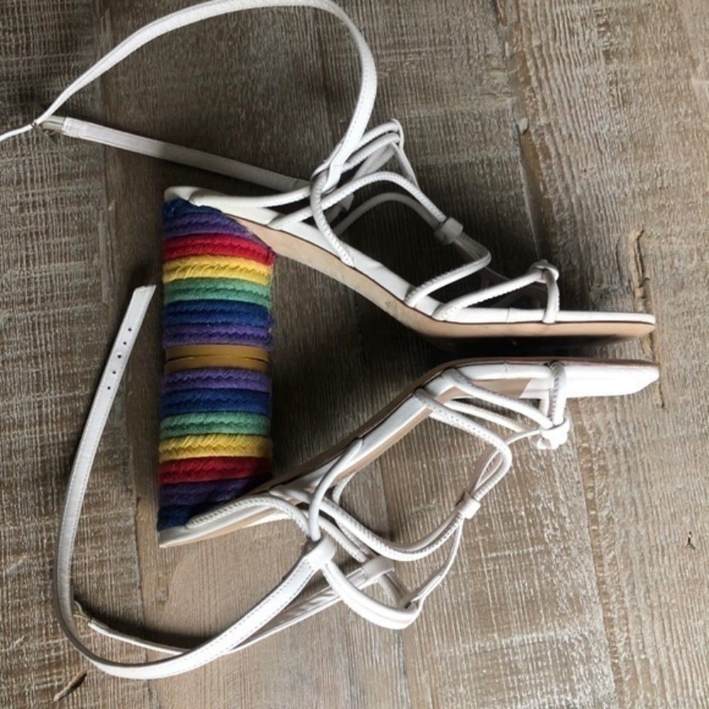 DONALD PILNER Wesli Rainbow Strappy Sandal 7.5 - Picture 11 of 12